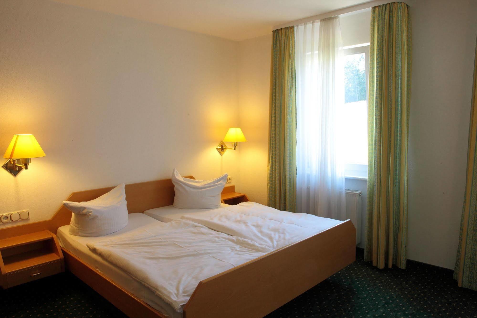 Hotel Hirsch Freudenstadt Exterior photo